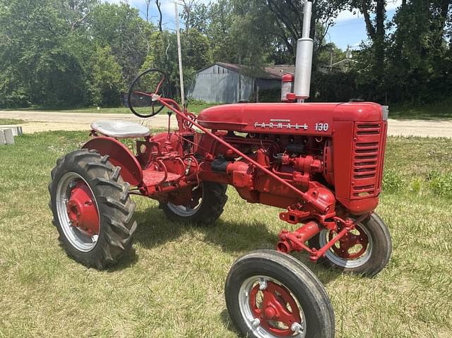 Image of Farmall 130 equipment image 3