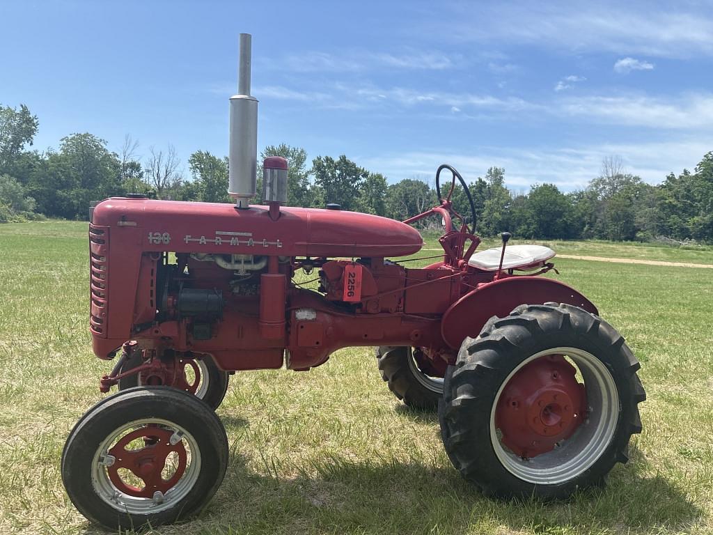 Image of Farmall 130 Primary image