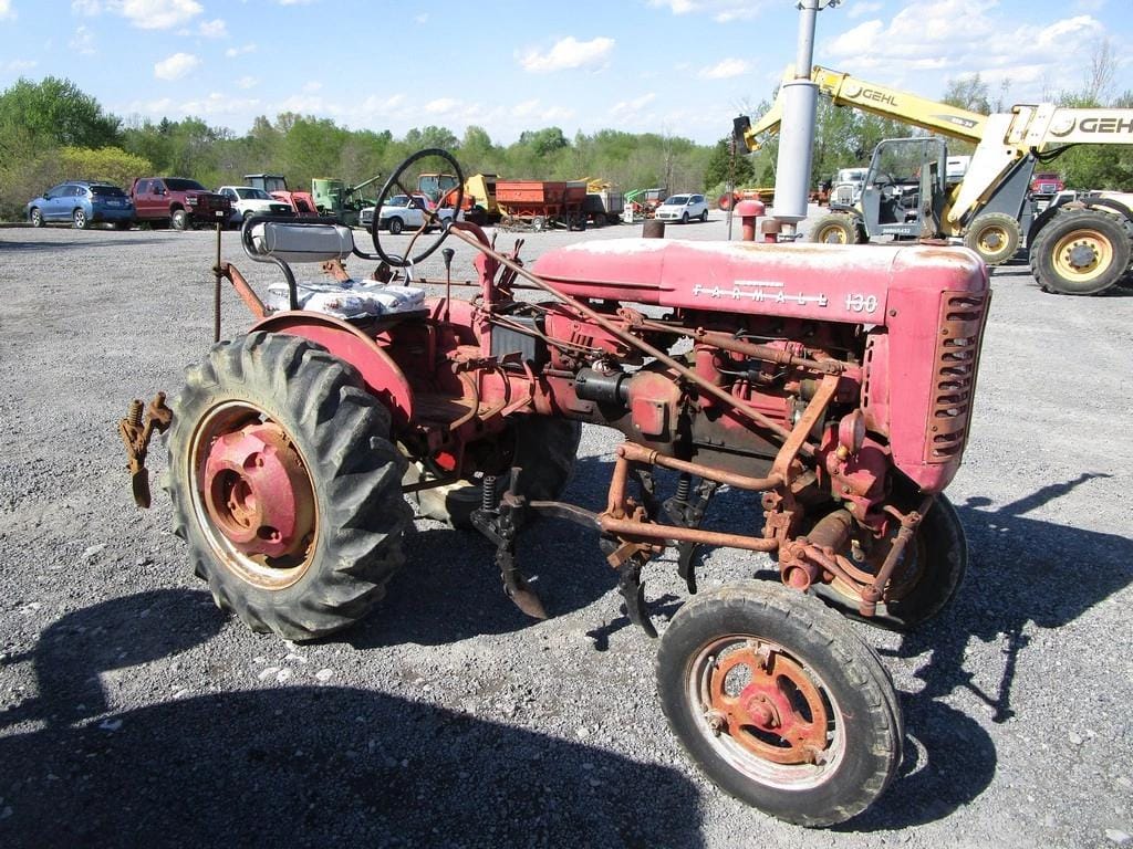 Main image Farmall 130