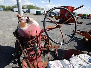 Main image Farmall 130 3