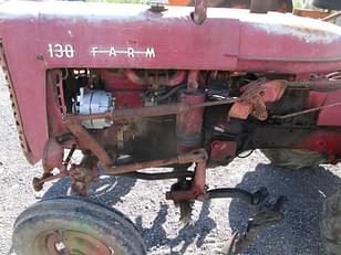 Main image Farmall 130 4