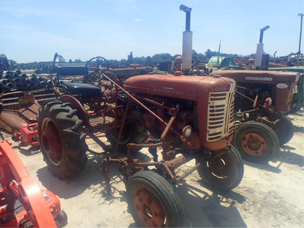 Image of Farmall 130 Primary image