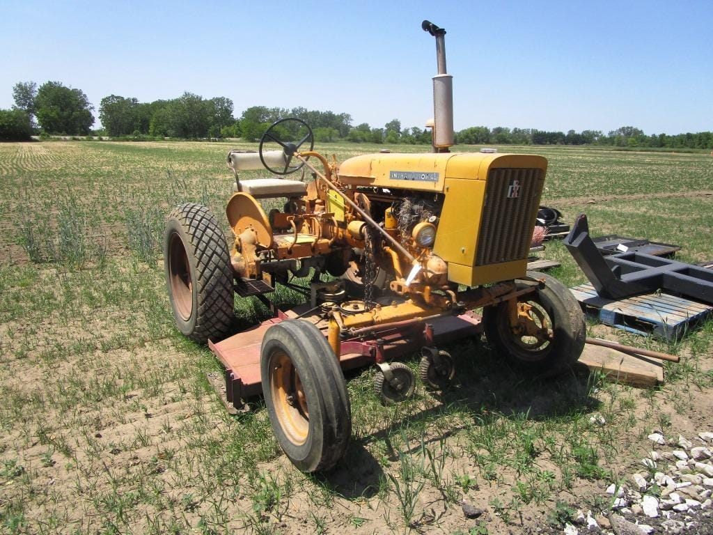 Main image Farmall 140