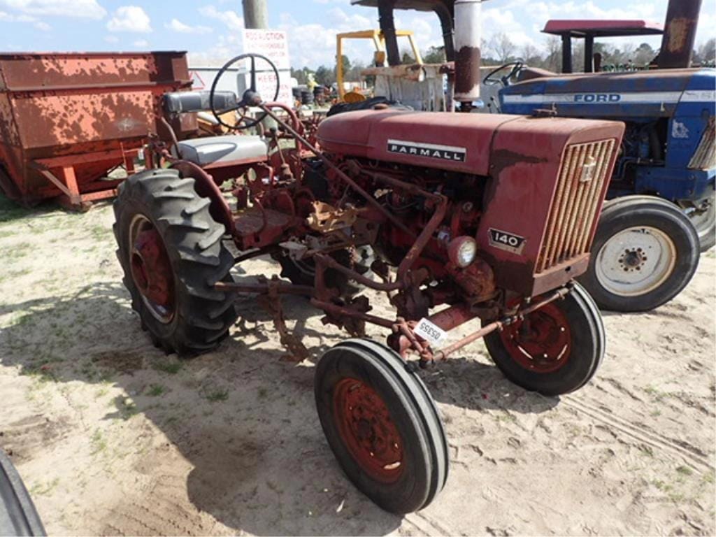 Farmall 140 Equipment Image0