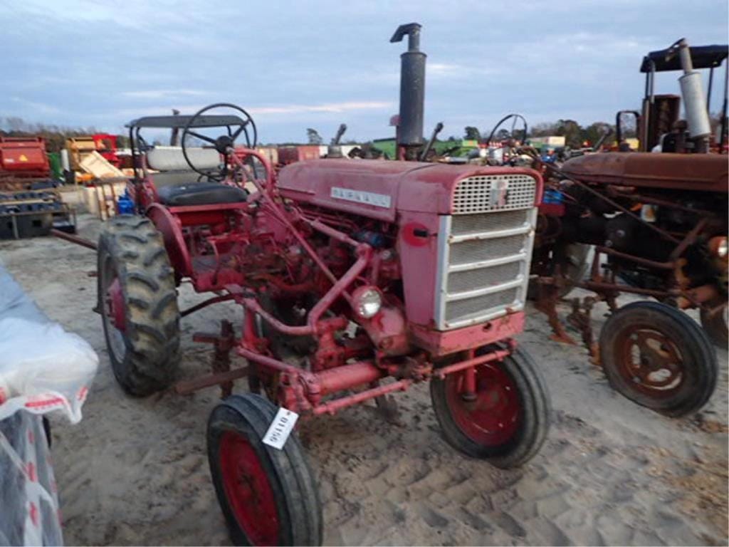 Farmall 140 Equipment Image0