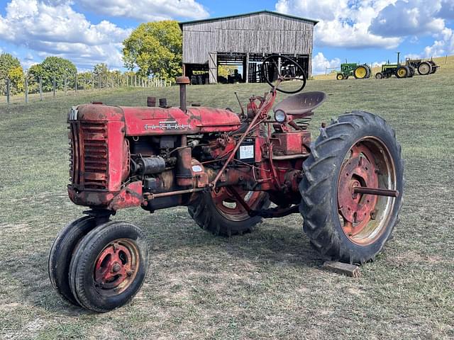 Image of Farmall 200 equipment image 4