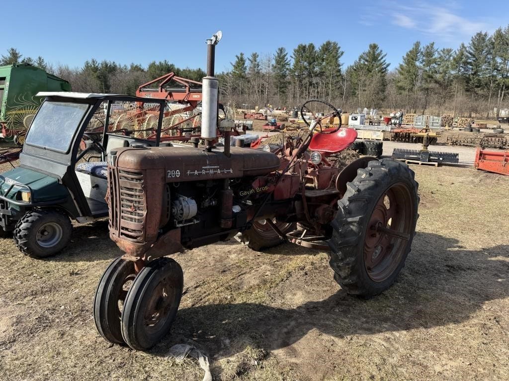 Farmall 200 Equipment Image0