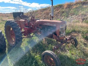 Farmall 200 Image