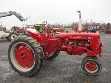 Main image Farmall 200