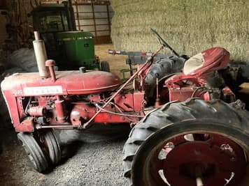 Main image Farmall 230