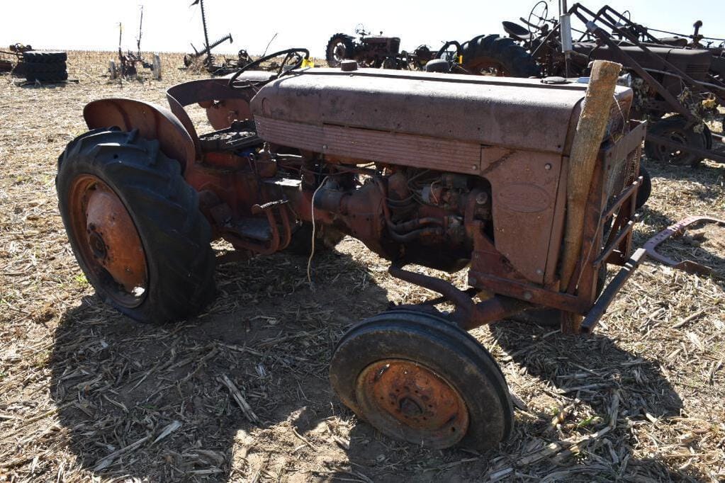 Main image Farmall 240