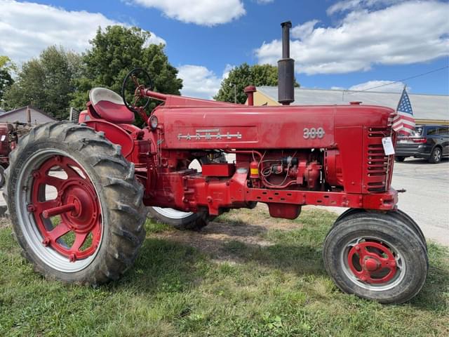 Image of Farmall 300 equipment image 1
