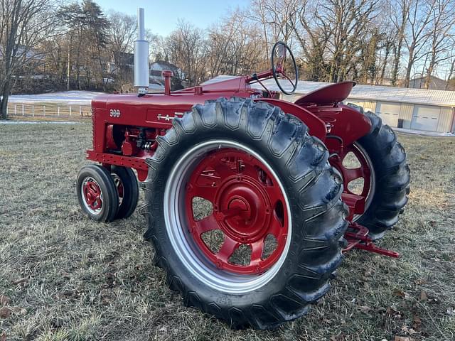 Image of Farmall 300 equipment image 4