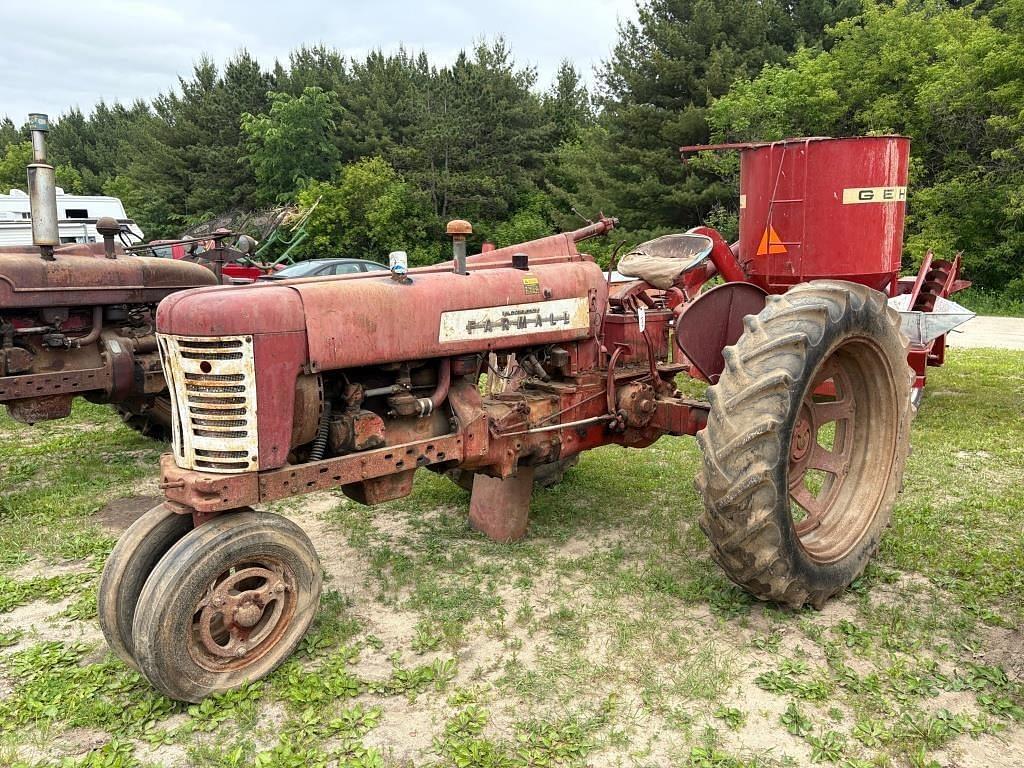 Image of Farmall 300 Primary image