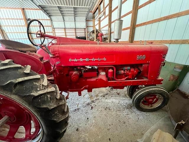 Image of Farmall 300 equipment image 1