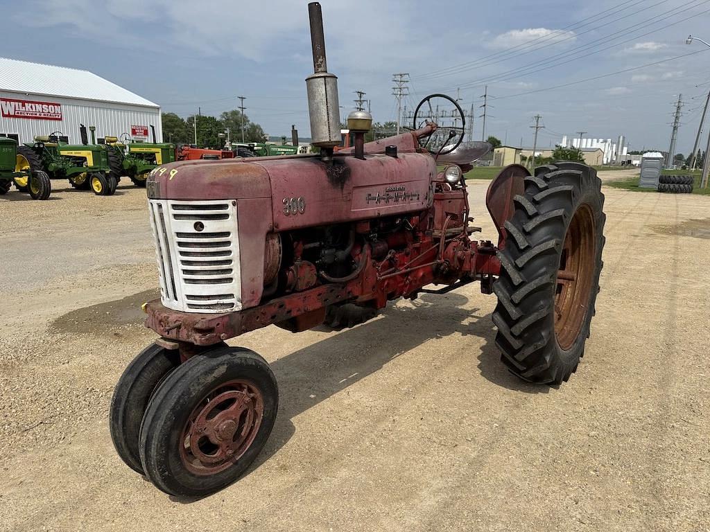 Image of Farmall 300 Primary image