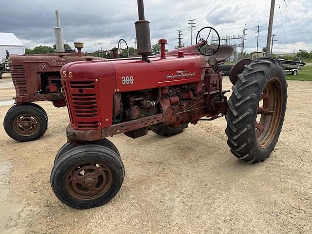 Image of Farmall 300 equipment image 1
