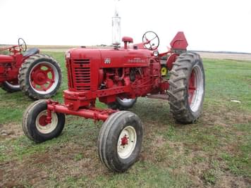 Main image Farmall 300