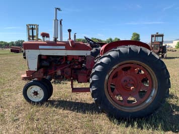 Main image Farmall 340