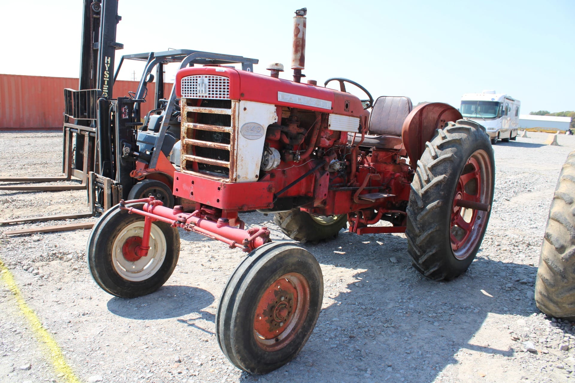 Main image Farmall 340