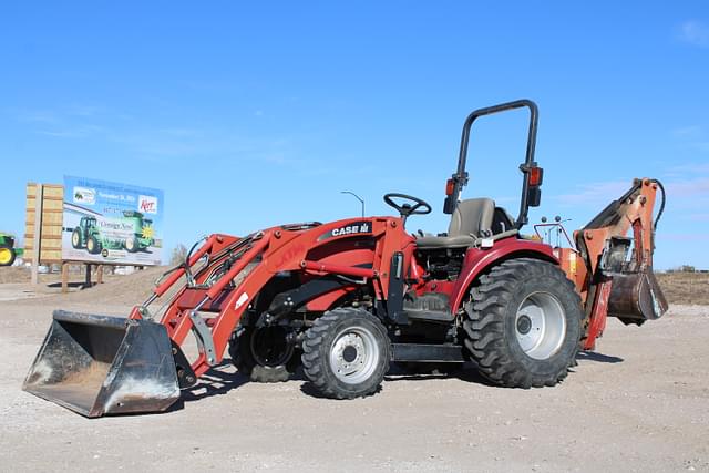 Image of Case IH Farmall 35 equipment image 1