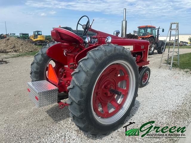 Image of Farmall 350 equipment image 2