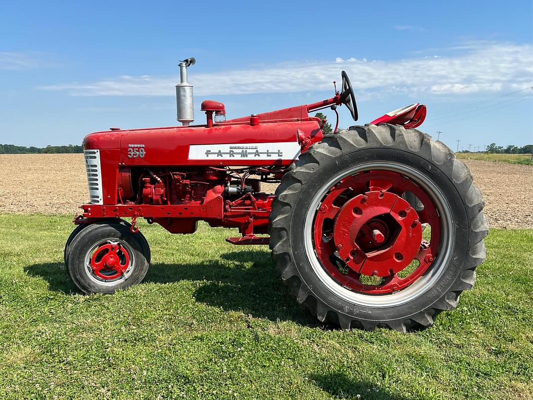 Image of Farmall 350 Primary image