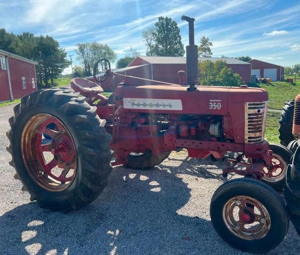 Main image Farmall 350