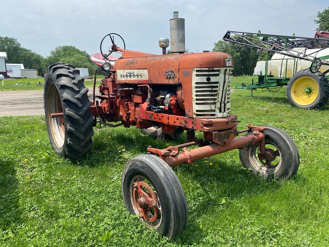 Image of Farmall 350 Primary image