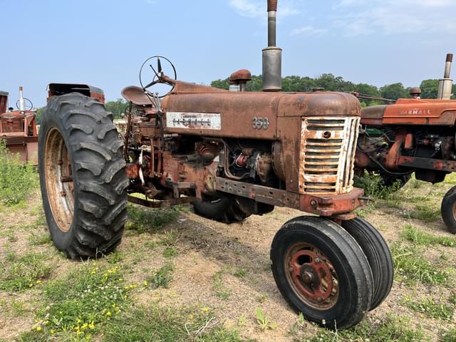 Image of Farmall 350 equipment image 2