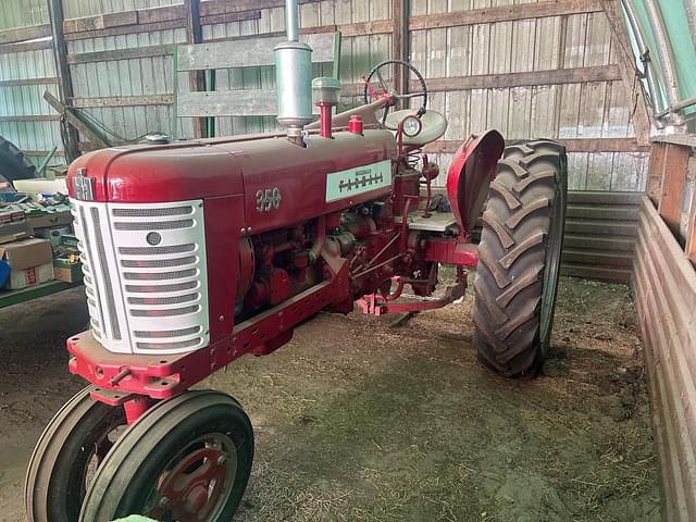 Image of Farmall 350 equipment image 1