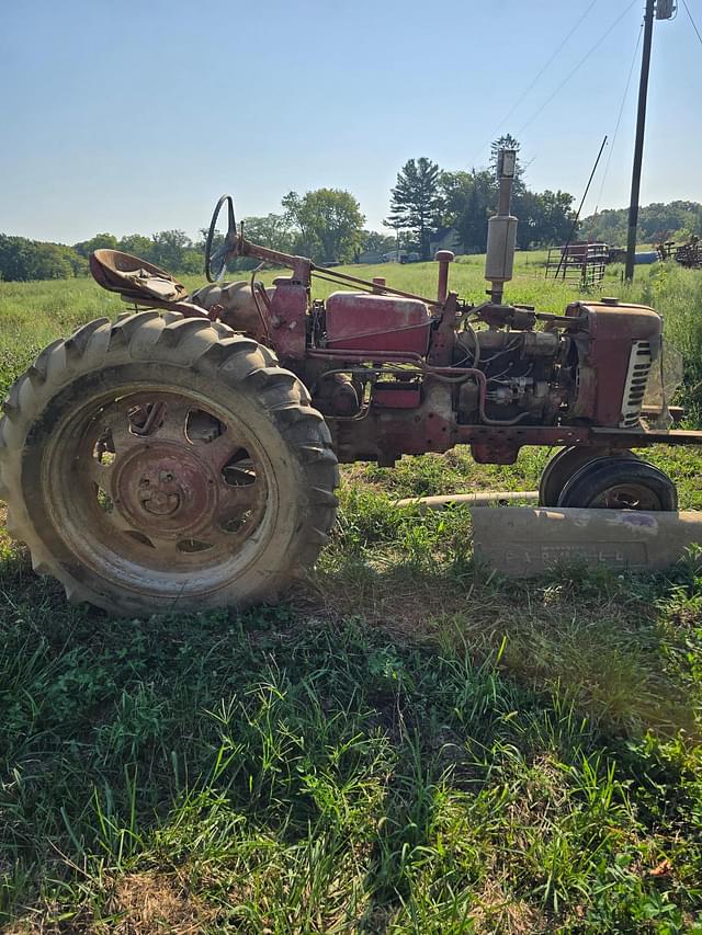 Image of Farmall 350 equipment image 3