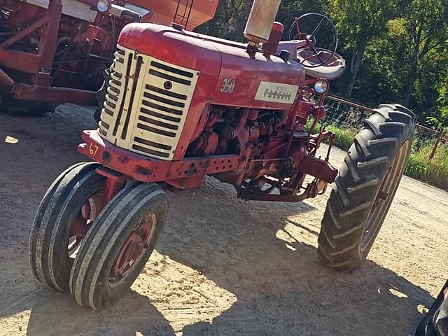 Image of Farmall 350 equipment image 1