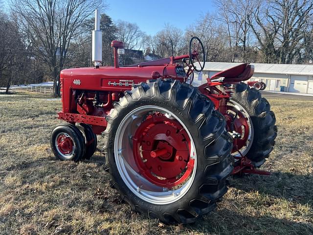 Image of Farmall 400 equipment image 4