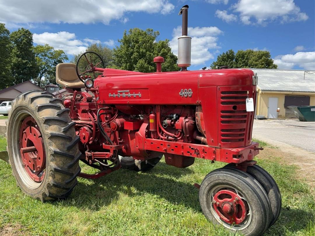 Image of Farmall 400 Primary image