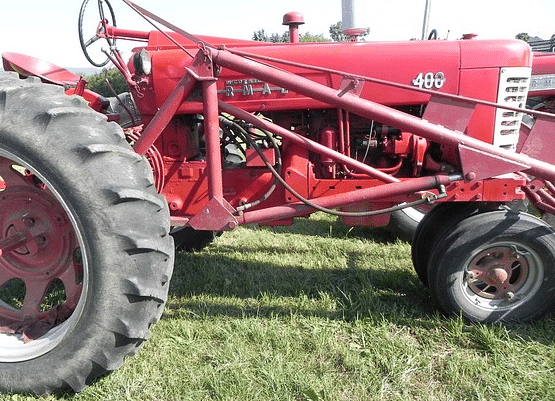 Image of Farmall 400 Image 0