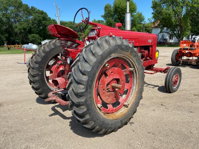 Image of Farmall 400 equipment image 2