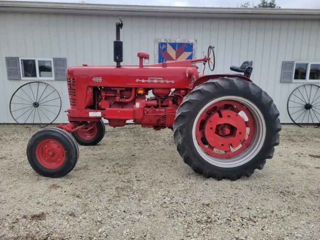 Main image Farmall 400
