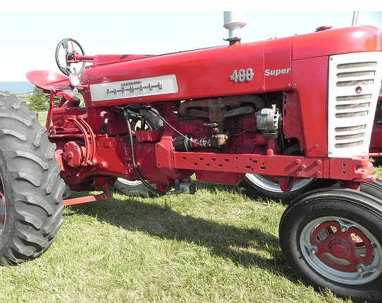 Image of Farmall 400 Primary image