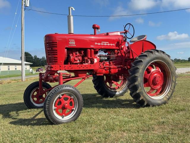 Image of Farmall 400 equipment image 1