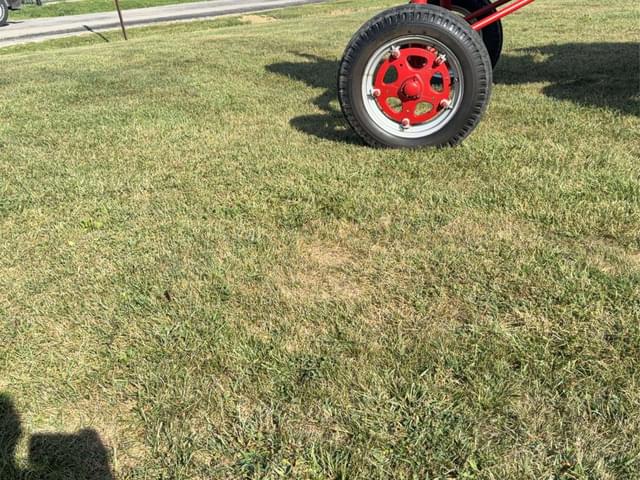 Image of Farmall 400 equipment image 4