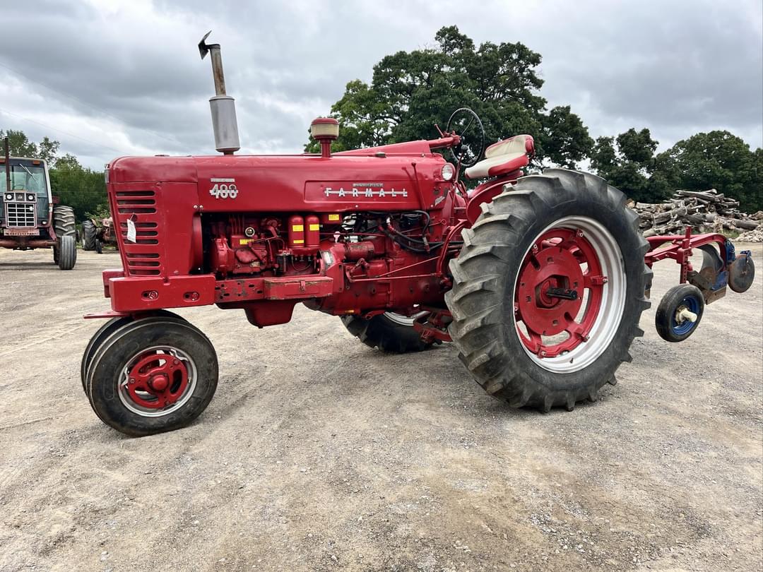 Image of Farmall 400 Primary image