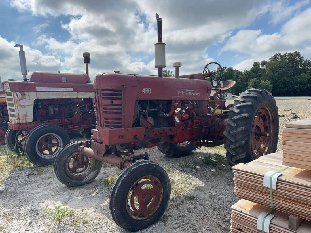 Image of Farmall 400 Primary image