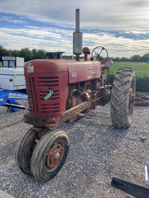 Image of Farmall 400 Image 1