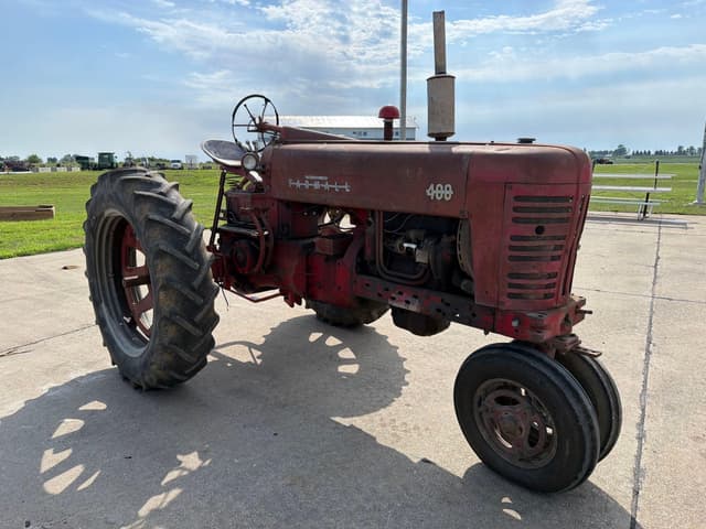 Image of Farmall 400 equipment image 2