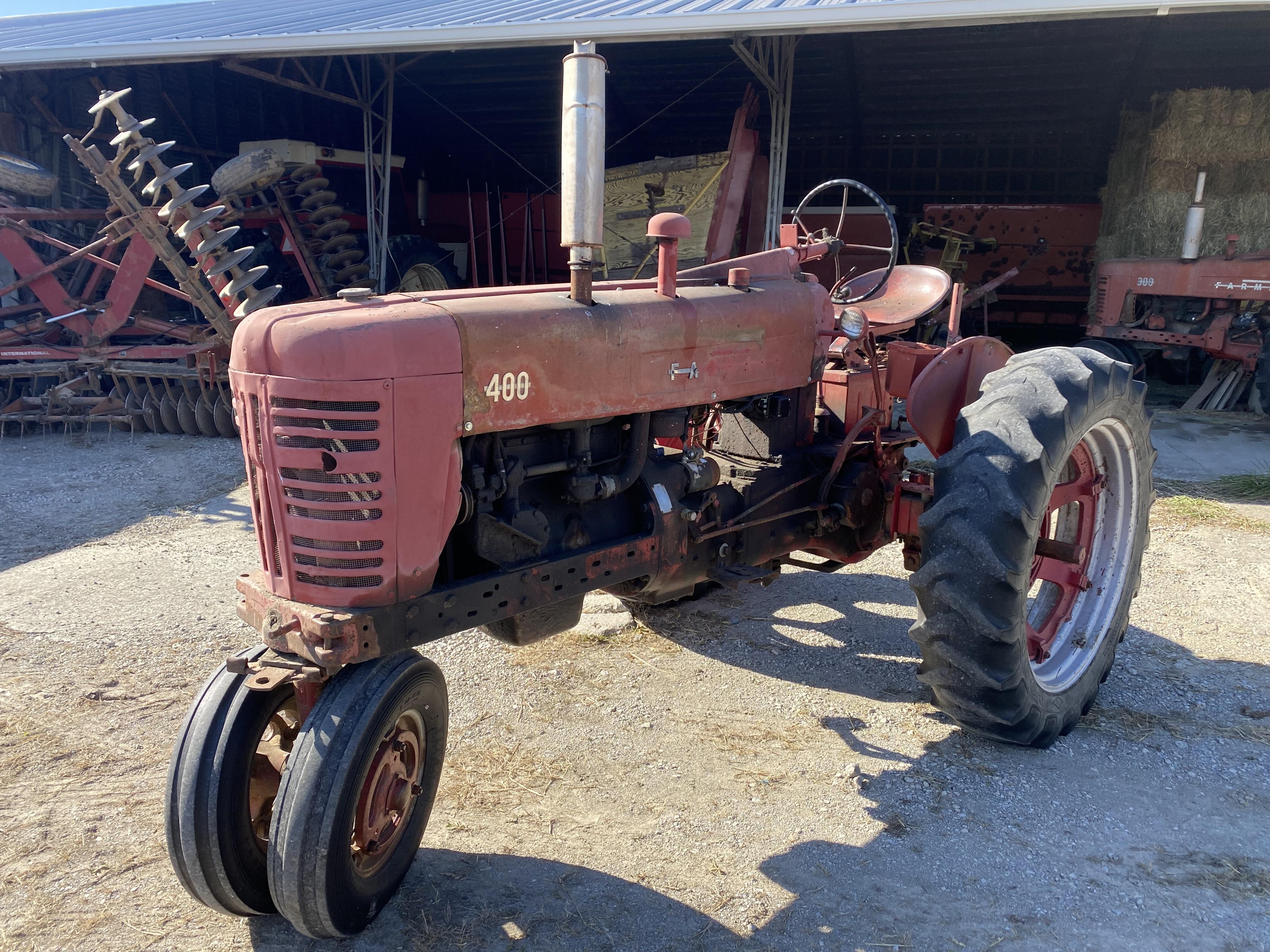 Main image Farmall 400