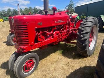 Main image Farmall 400