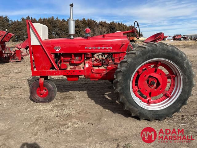 Image of Farmall 400 equipment image 1