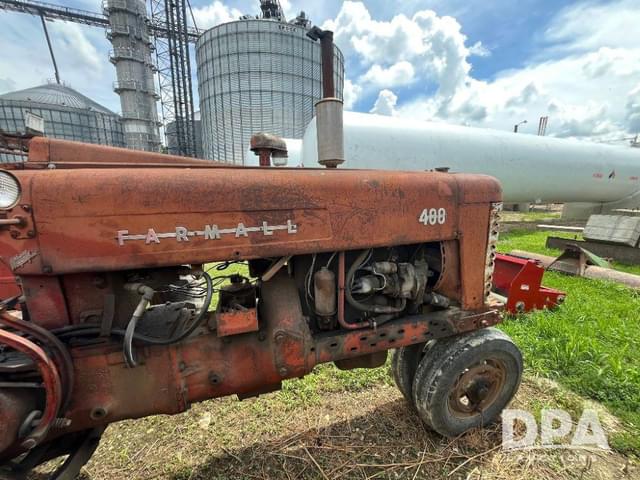Image of Farmall 400 equipment image 3