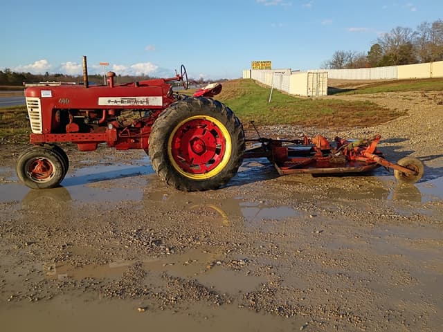 Image of International Harvester 400 equipment image 2